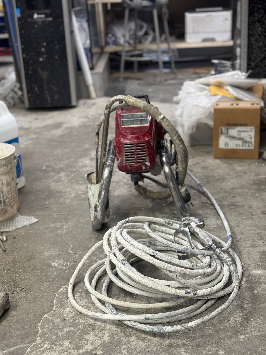 Titan 440 Airless Paint Sprayer