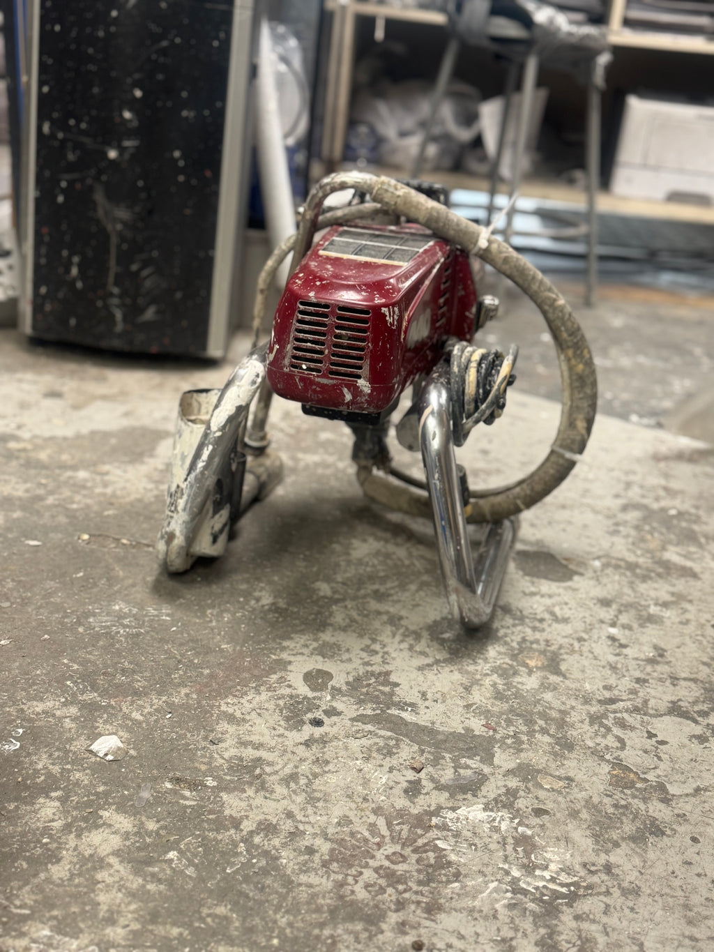 Titan 440 Airless Paint Sprayer